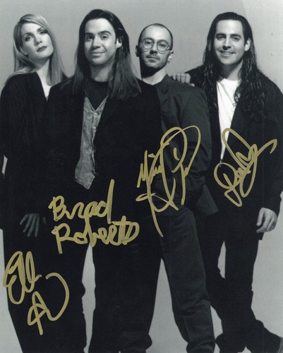Crash test dummies signed - test,