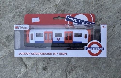 London underground plastic - underground,