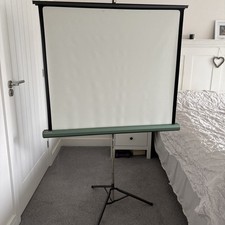 Projecta Vintage Projector Screen 3ft Wide X 2ft 6” High