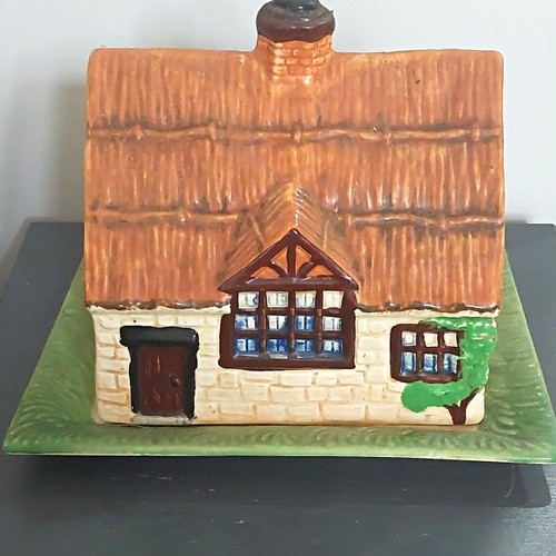 Vintage beswick ceramic cheese - vintage,