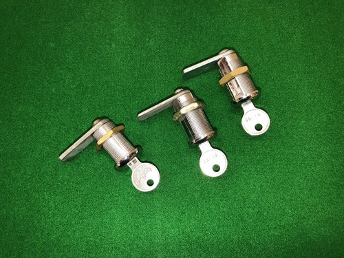 Arcade machine door locks - x3,