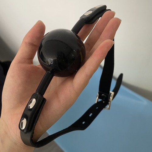 Silicone open mouth ball gag - open,