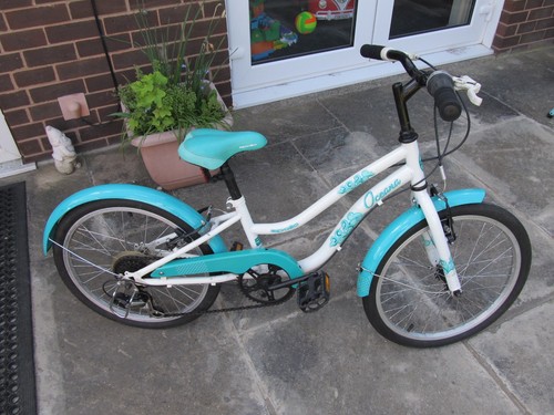 Bike wheels girls - bike,