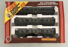 Hornby R687 BR Green Class 110 3 Car DMU