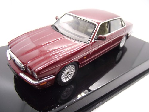 Autoart jaguar xj8 - 1/43,