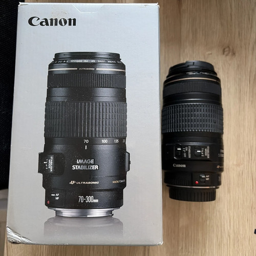Canon 300mm 5 - 70-300mm, f/4-5.6