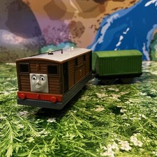Trackmaster TOBY & GREEN VAN Thomas & Friends Motorised Train