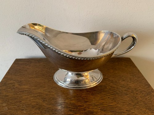 Vintage silver plate - , gravy