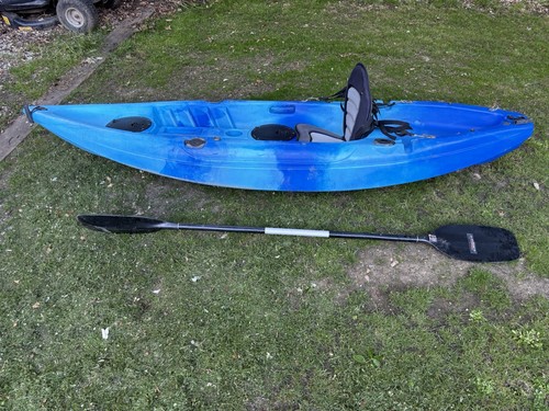 Sit top kayak with - on, dry