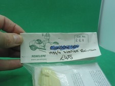 PENELOPE PITLANE RB8 1933/4