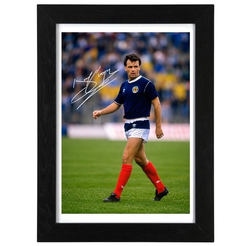 Davie cooper signed - signed, autograph
