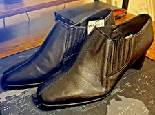 NWT Ladies Soleflex Real