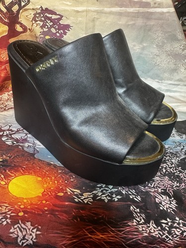 Dkny black wedge platform - dkny,