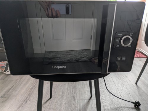 Hotpoint mwh25223b litre - mwh25223b, 25