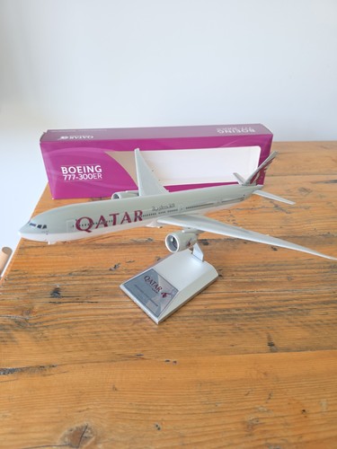 Qatar airways boeing - +,