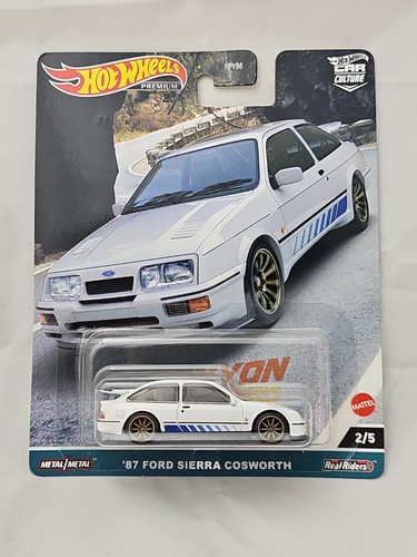 Hot wheels premium - hot, car