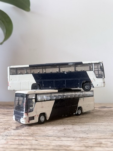 Pair corgi original omnibus - pair,