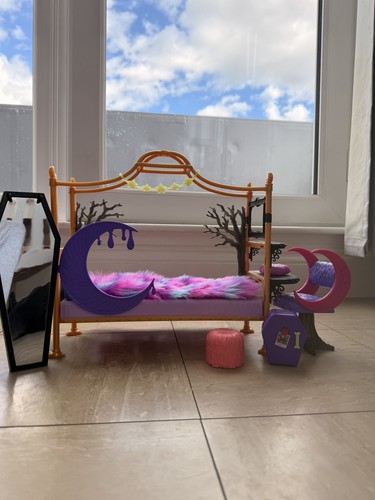 Purple pink unicorn - pink, plastic