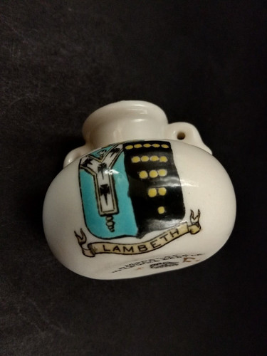 Goss crested china lambeth - crested,