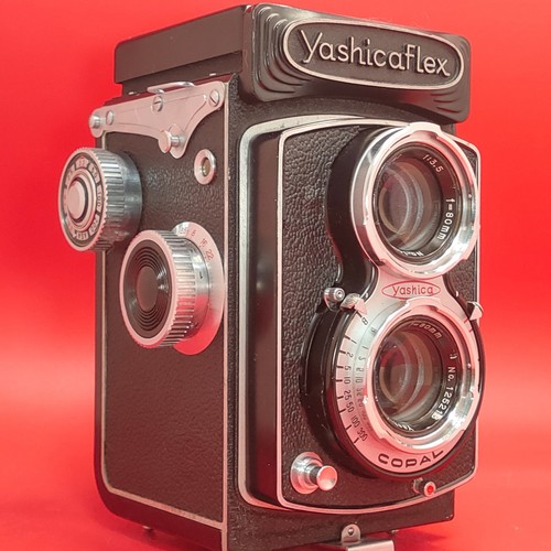 Mint yashicaflex model - yashicaflex,