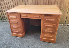 Solid Oak Desk 8 Drawers Large