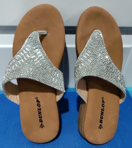 Nwot dunlop sandals - nwot,