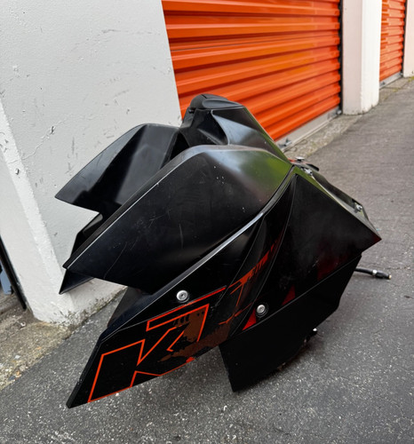 Ktm 690 supermoto - 08, 09