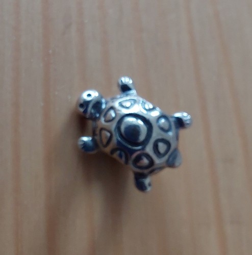 Genuine pandora charm - genuine, 3d