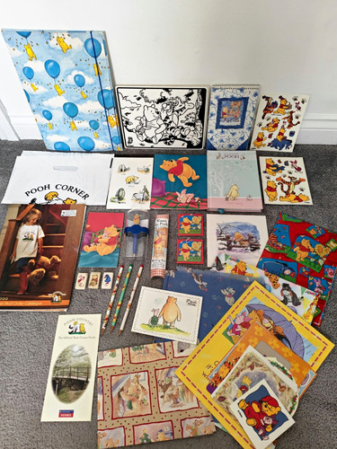 Winnie the pooh stationery - pooh,