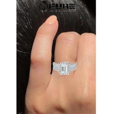 Sparkling Square Zircon Ring