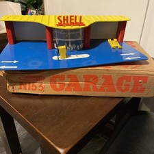 Vintage Playcraft Garage. No. N153 - Wooden & Plastic - with Original Box.