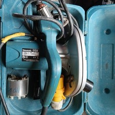 Makita 5704R Circular Saw 110v with blade For Parts 