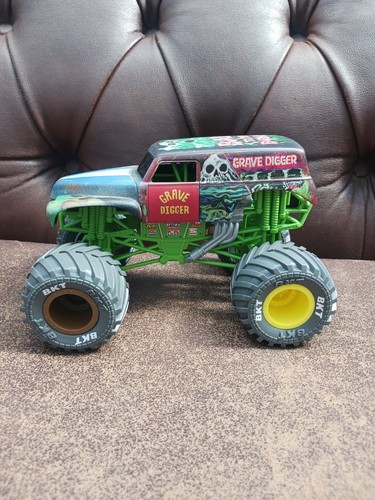 Large grave digger monster - digger, jam