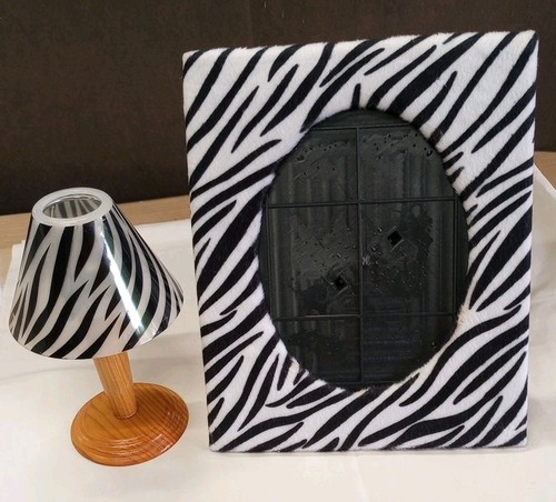 Zebra picture frame - zebra, and