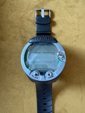 Suunto Vyper Dive Computer. Original Manual, Charger, Spare Strap