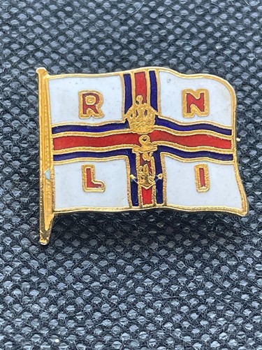 Royal national lifeboat - royal,