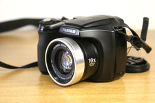 Fujifilm FinePix S5700 7.1MP