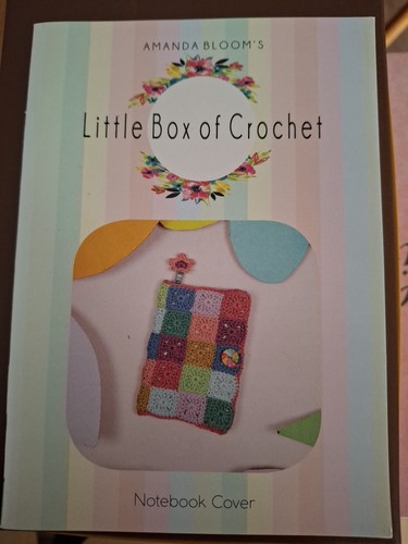 Little box crochet notebook - little, of