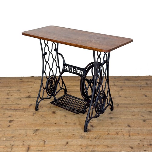 Antique singer sewing machine - singer,