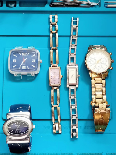 Joblot quartz watches 4 - quartz,