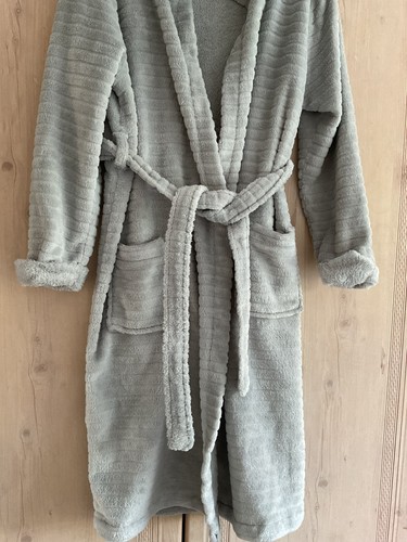 Boy dressing gown light - dressing,
