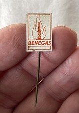 Vintage 1960s BENEGAS Dutch Tin Plate Badge Gas / Fuel Advertising #F2-427