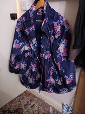 Ladies Blue Floral Rain Coat With Detachable Huddersfield And Draw String Size24