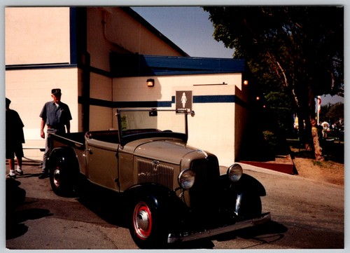 Vtg color snapshot man - man, with