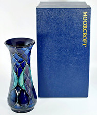 MOORCROFT LATTICE VASE 364/8 SALLY TUFFIN 1992