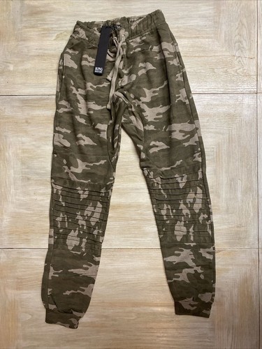 Mens joggers camo medium - medium, rrp