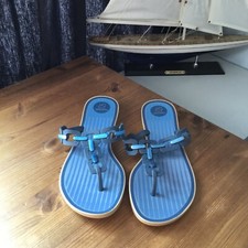 Grendha flip flops in navy and