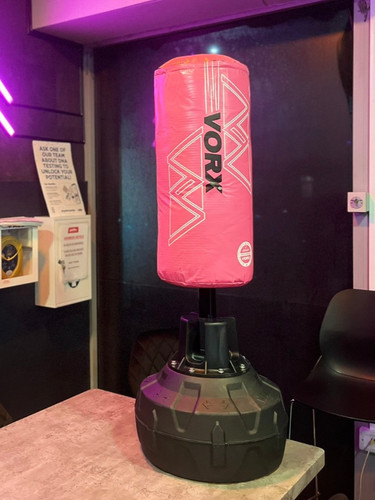 Freestanding punch bag kids - punch,
