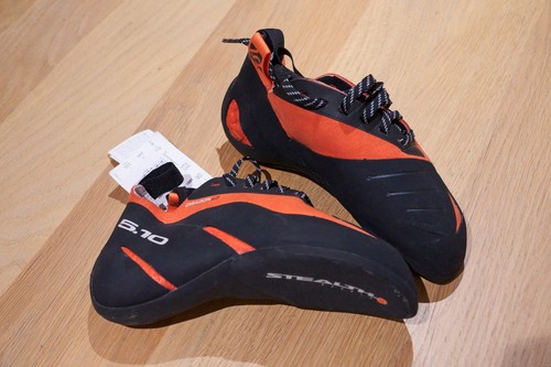 Brand new adidas dragon - adidas,