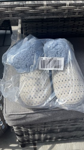 New original mukluks slippers - new,